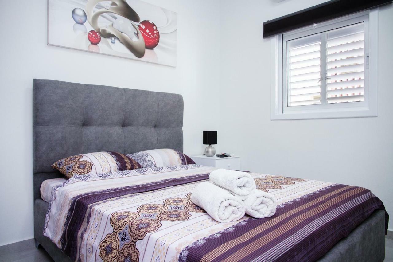 Apartments4You Maya บัตยัม ภายนอก รูปภาพ